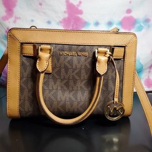 Medium sized Michael kors purse